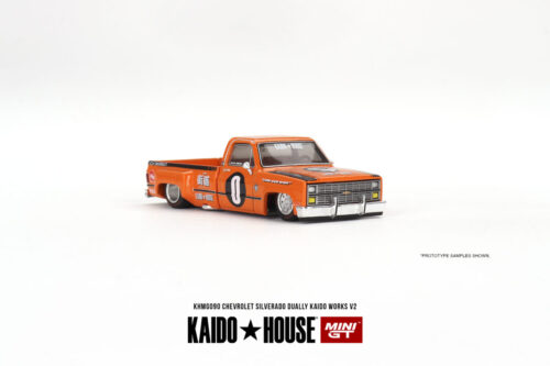 Mini GT Kaido House Chevrolet Silverado Dually KAIDO WORKS V2