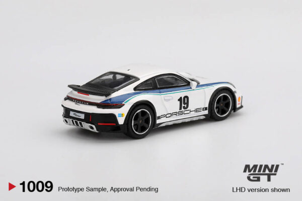 1009.1 Mini GT 1/64 Porsche 911 Dakar Rally 1974 MGT01009