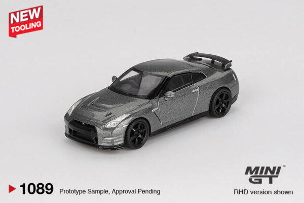 1089 Mini GT 1/64 NISSAN GT-R 2013 Dark Metal Gray(NISMO R35 CRS Version) MGT01089
