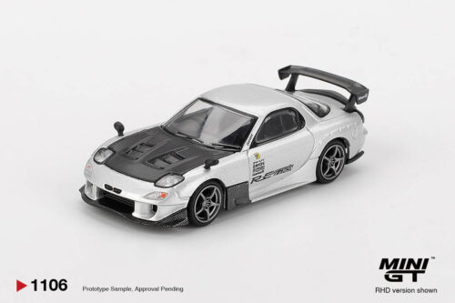 Mini GT 1/64 Mazda RX-7 RE-Amemiya Silver Metallic MGT01106