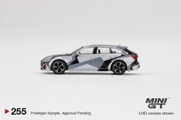 Mini GT Audi RS 6 Avant Silver Digital Camouflage