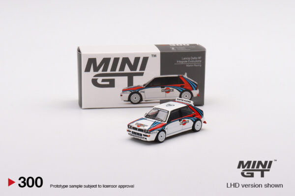 Mini GT Lancia Delta HF Integrale Evoluzione Martini Racing