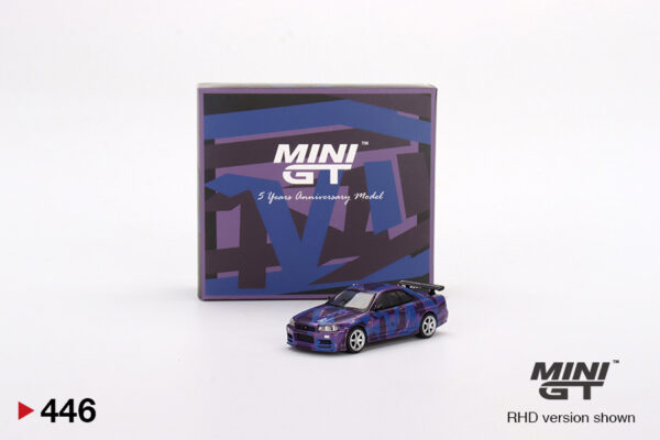 Mini GT Nissan Skyline GT-R (R34) V-Spec II MINI GT Digital Camouflage Purple
