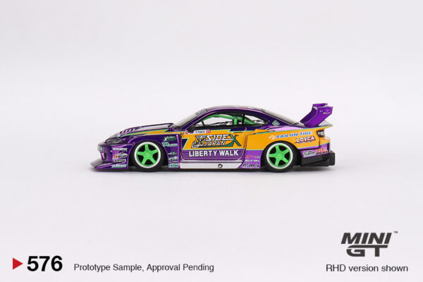 Mini GT LB-Super Silhouette Nissan S15 SILVIA #555 2022 Formula Drift Japan