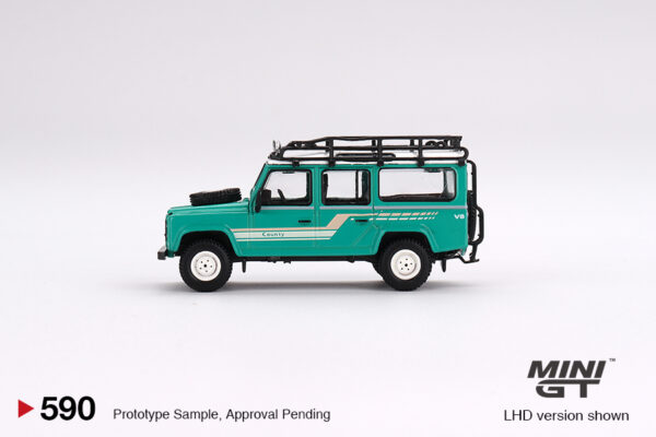 Mini GT Land Rover Defender 110 1985 County Station Wagon Trident Green