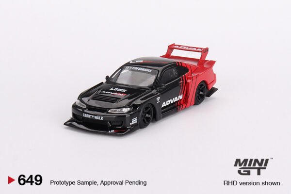 Mini GT 1/64 Nissan LB-Super Silhouette S15 SILVIA ADVAN