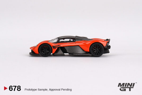 Mini GT Aston Martin Valkyrie Maximum Orange