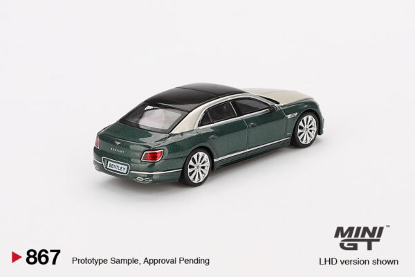 867.2 Mini Gt Bentley Flying Spur White Sand Verdant MGT00867