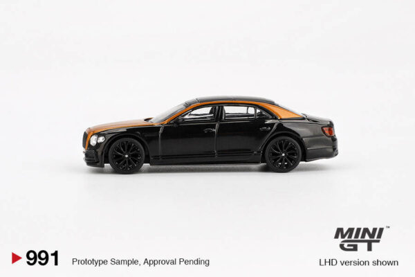 991.3 Mini GT 1/64 Bentley Flying Spur Orange Flame / Onyx MGT00991