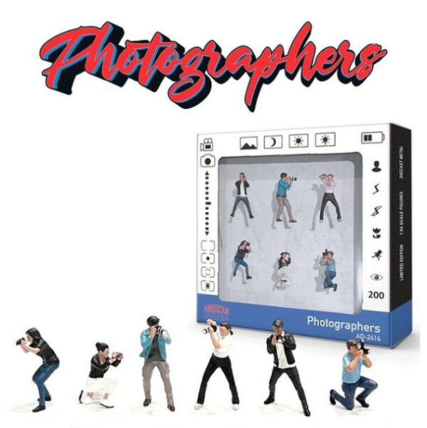 American Diorama 1:64 Figurine Set "Photographers"  AD-2414
