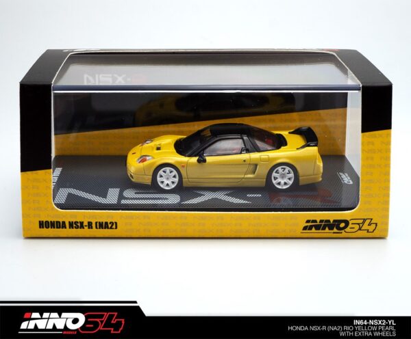 Inno64 Honda NSX-R NA2 (yellow) and  Honda Nsx-r GT (red)