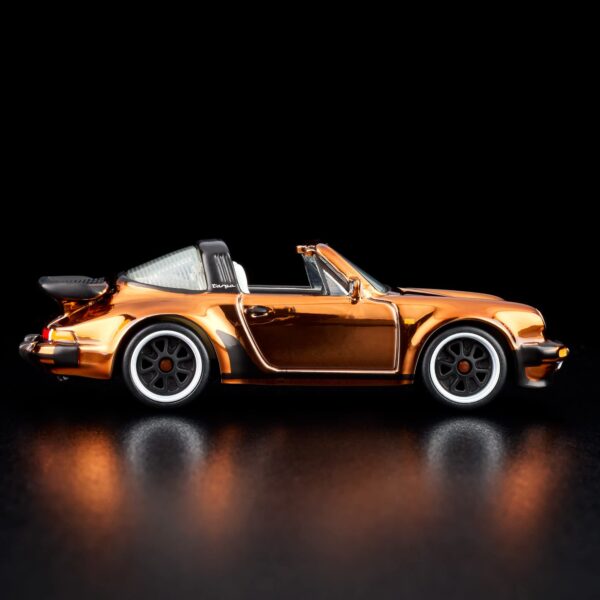Hot Wheels RLC Exclusive 1988 Porsche 911 Targa Turbo JJY65