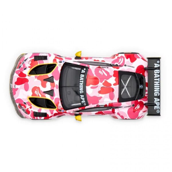 Pop Race 1/64 Aston Martin Bape x Aston Martin Gt3 Pink PR64-AMBA-21PK
