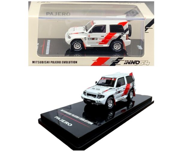İNNO64 Mitsubishi Pajero Evolution RalliArt White