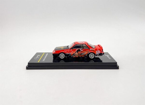İNNO64 Nissan Skyline GT-R R31 Bruce Lee Red