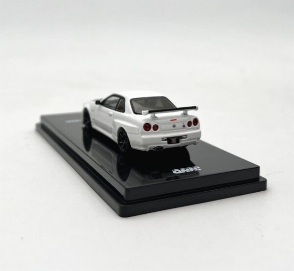 İNNO64 Nissan Skyline GT-R (R34) V-SPEC II N1 White With Carbon Hood