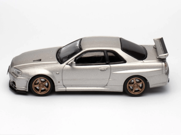İNNO64 Nissan Skyline GT-R R34 V-Spec II Silver