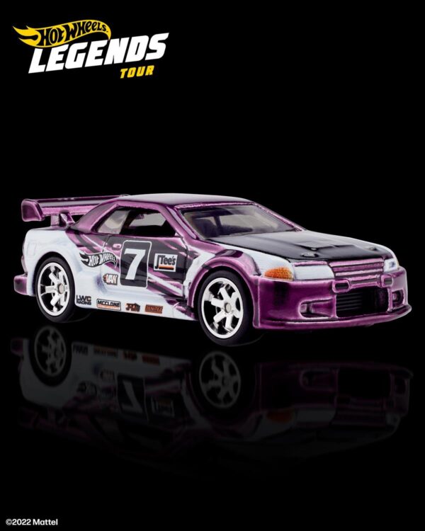 Hot Wheels 2022 Legends Tour Nissan Skyline GTR (R32)